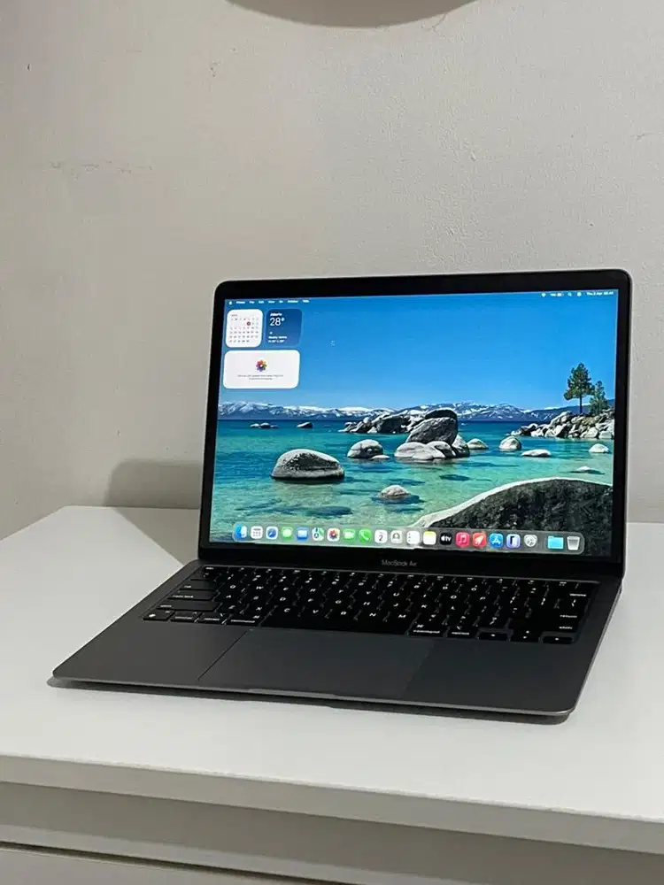 MacBook Air 2020 M1 8/256