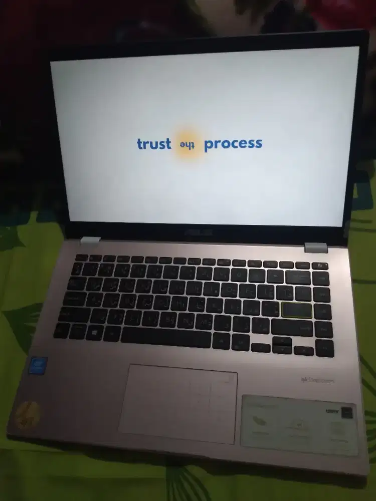 Laptop Asus vivobook E410MA Celeron 512gb second