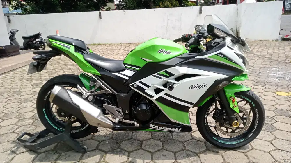 Ninja 250 Th 2015 ABS Aniversary
