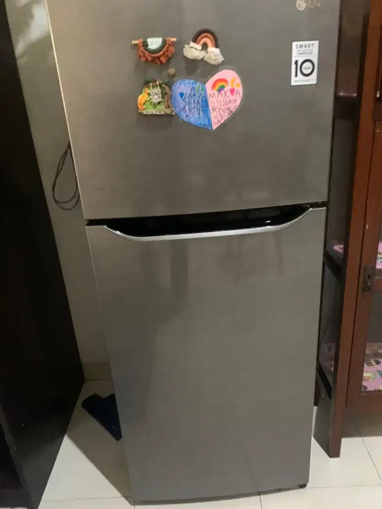 Kulkas LG 2 Pintu 202 liter 70 watt