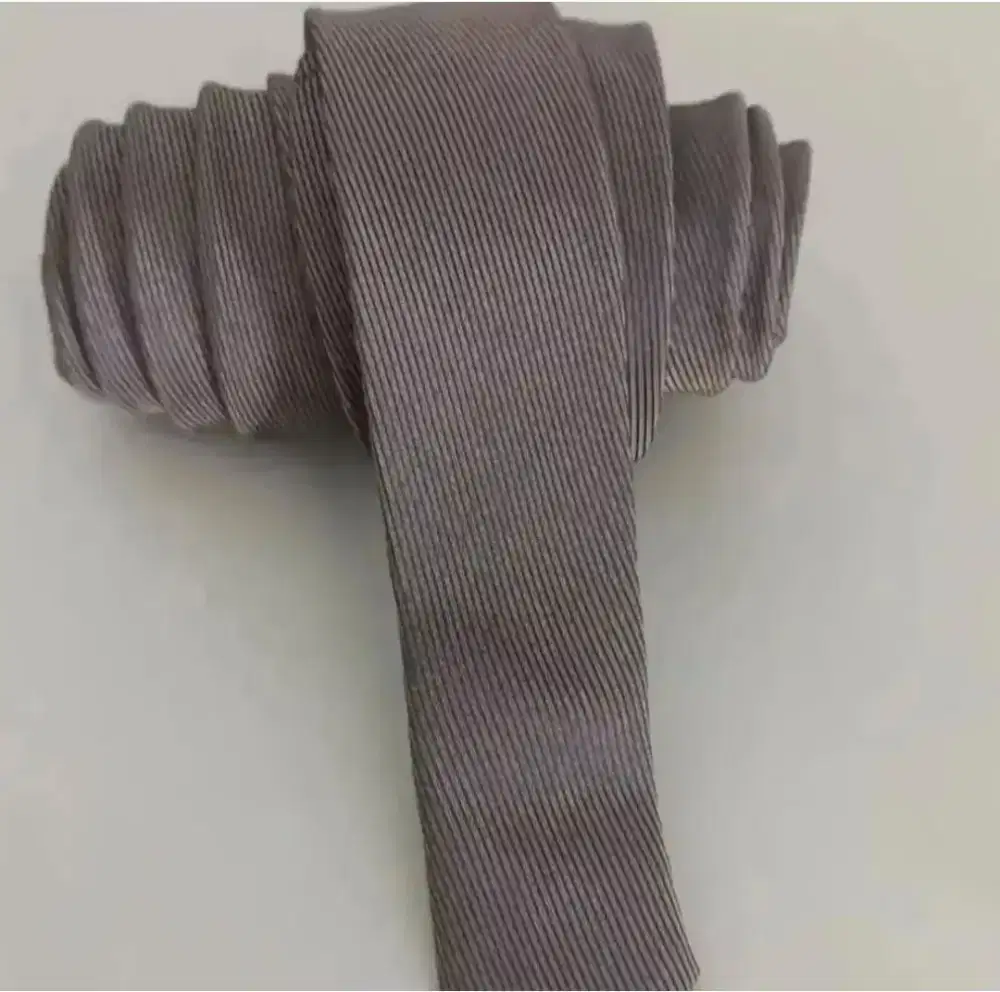 Dasi Kerja Pria. Merk The Executive