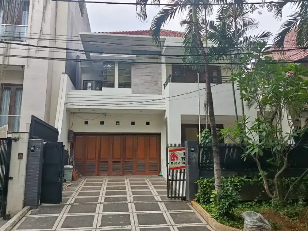 Disewa Rumah 2 lantai di metro alam