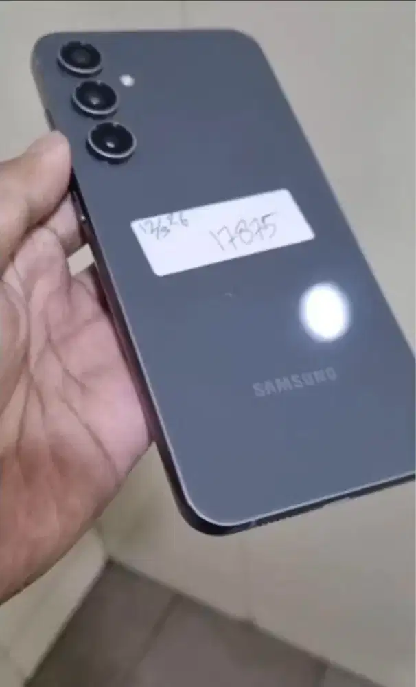 Samsung S23 FE Minus