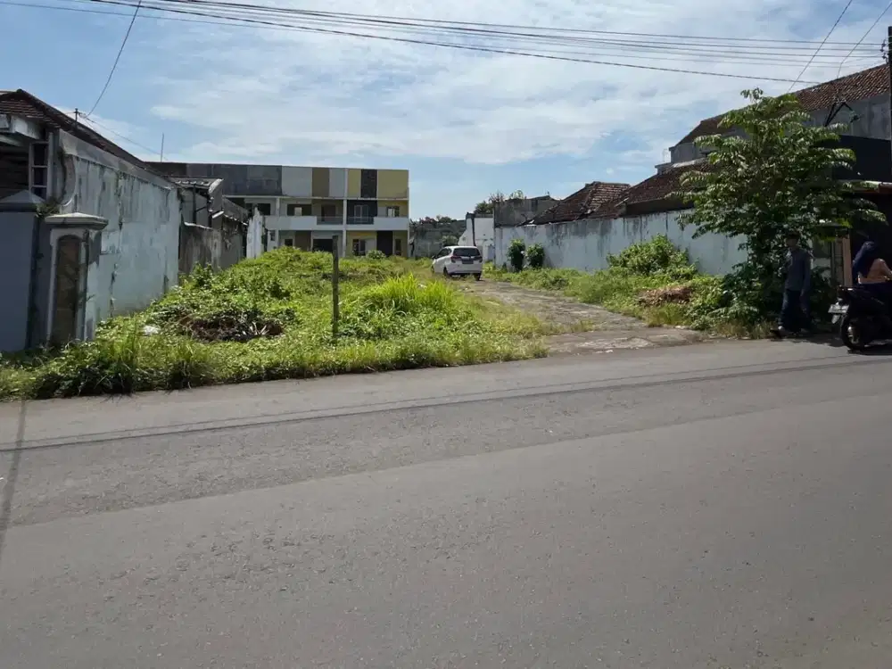 Tanah Poros Jalan Kota Malang, Potensi Untuk Usaha Bisa Angsur