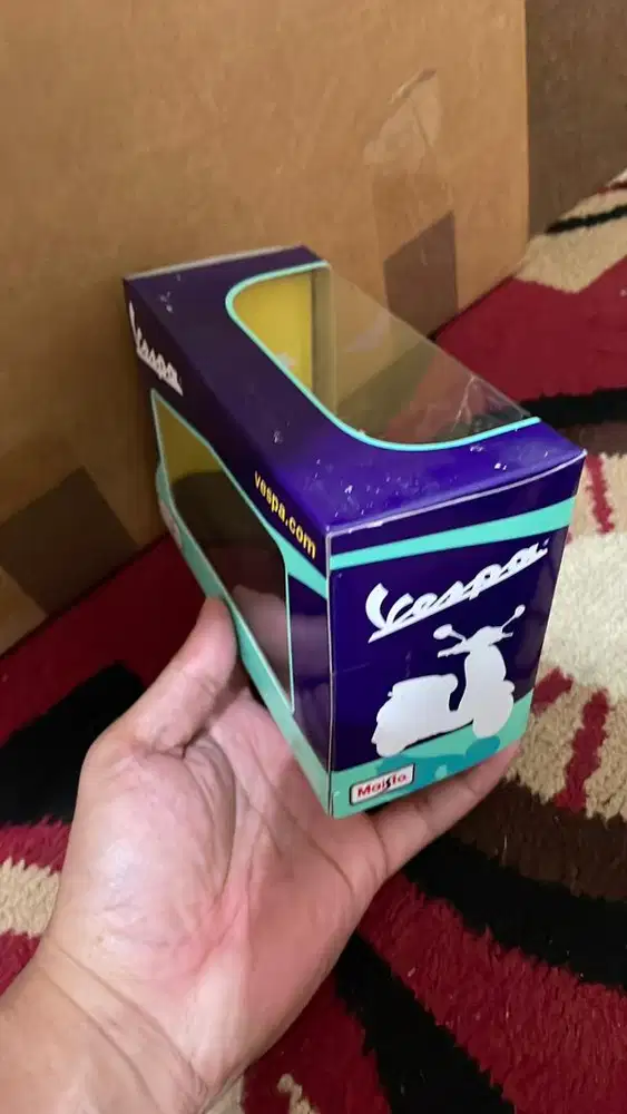 Miniatur mainan Vespa Original