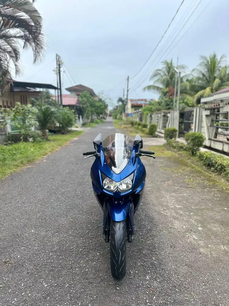 Kawasaki Ninja 250 Tahun 2011