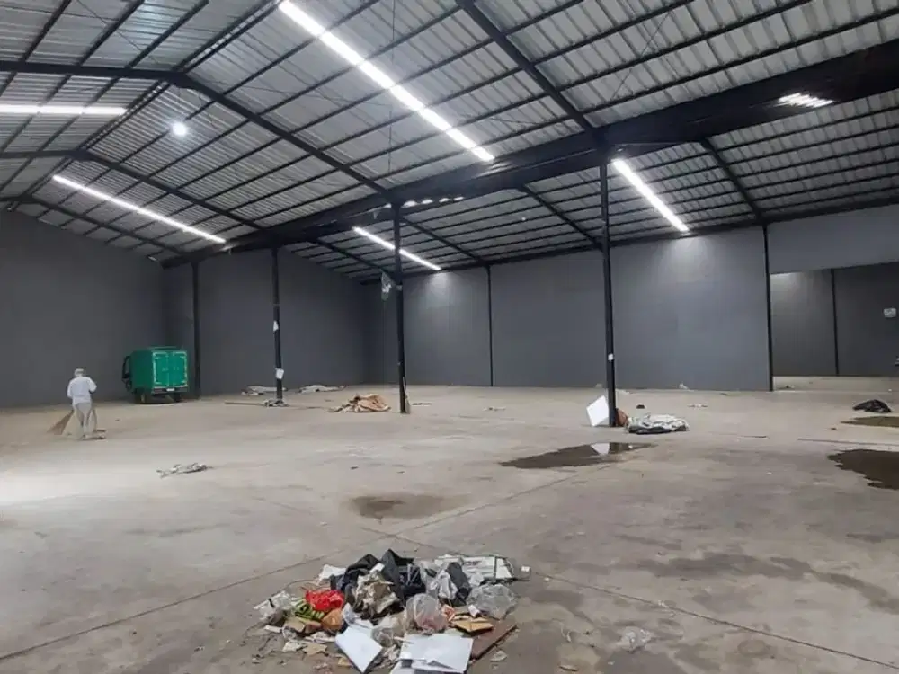 Murah!! Gudang Bagus Luas di Pusat Kota Sukabumi