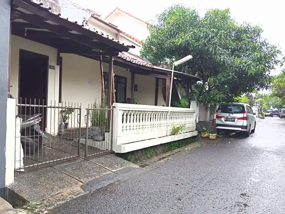Dijual Rumah Strategis di Arcamanik Bandung