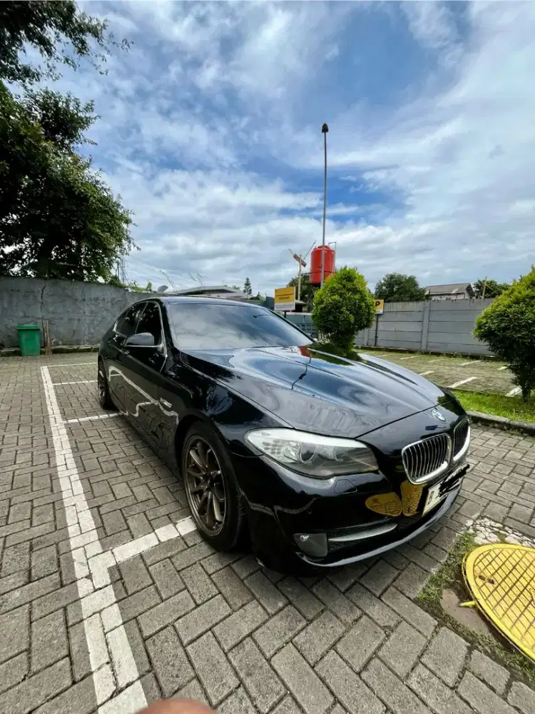 BMW F10 528i 2011