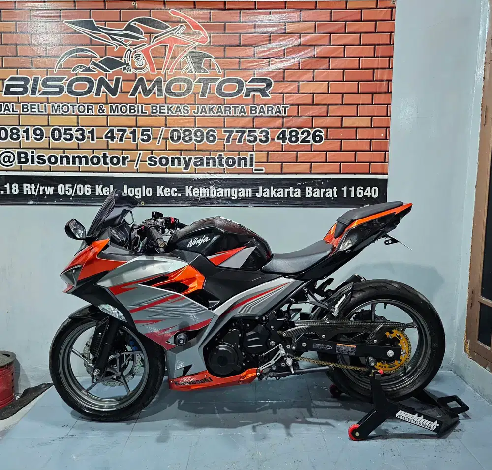 ISTIMEWA! KAWASAKI NINJA 250 FI ABS SE MDP 2 SYLINDER 2018 ORANGE