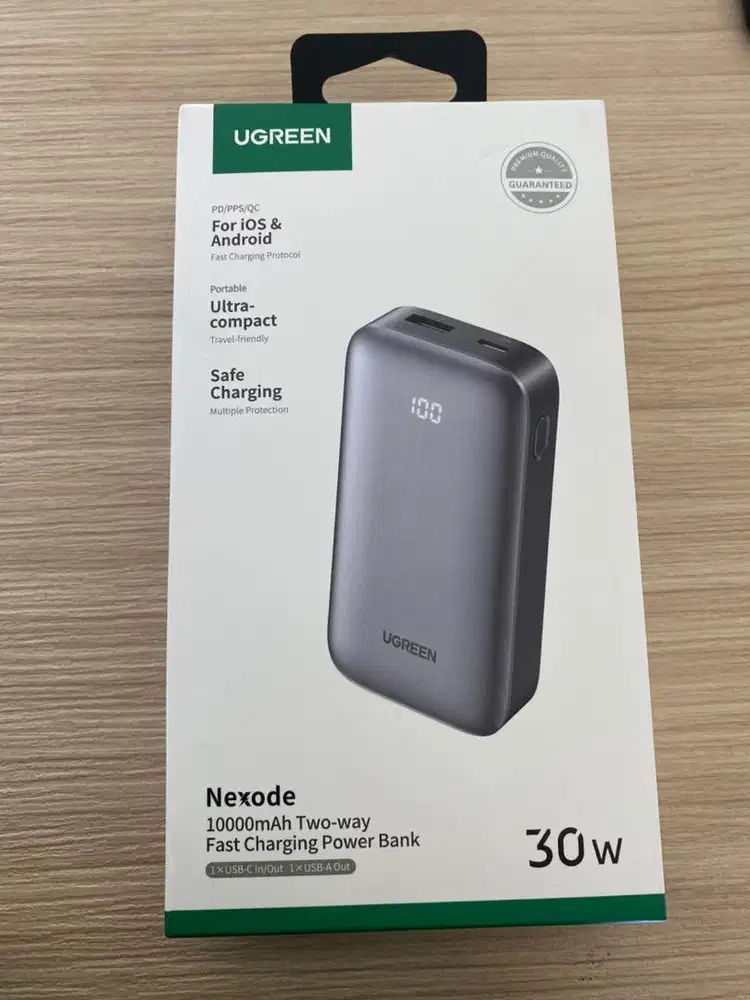 powebank ugreen fast charging 30w 10000mAh