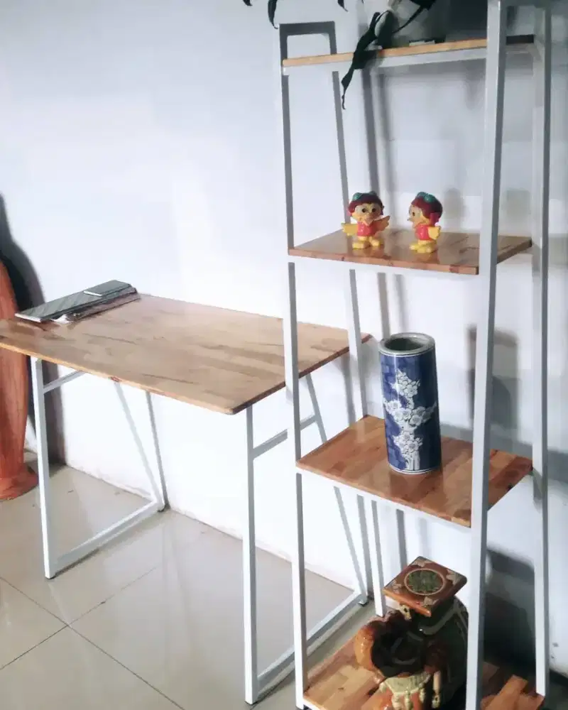 Meja kerja , Meja belajar industrial