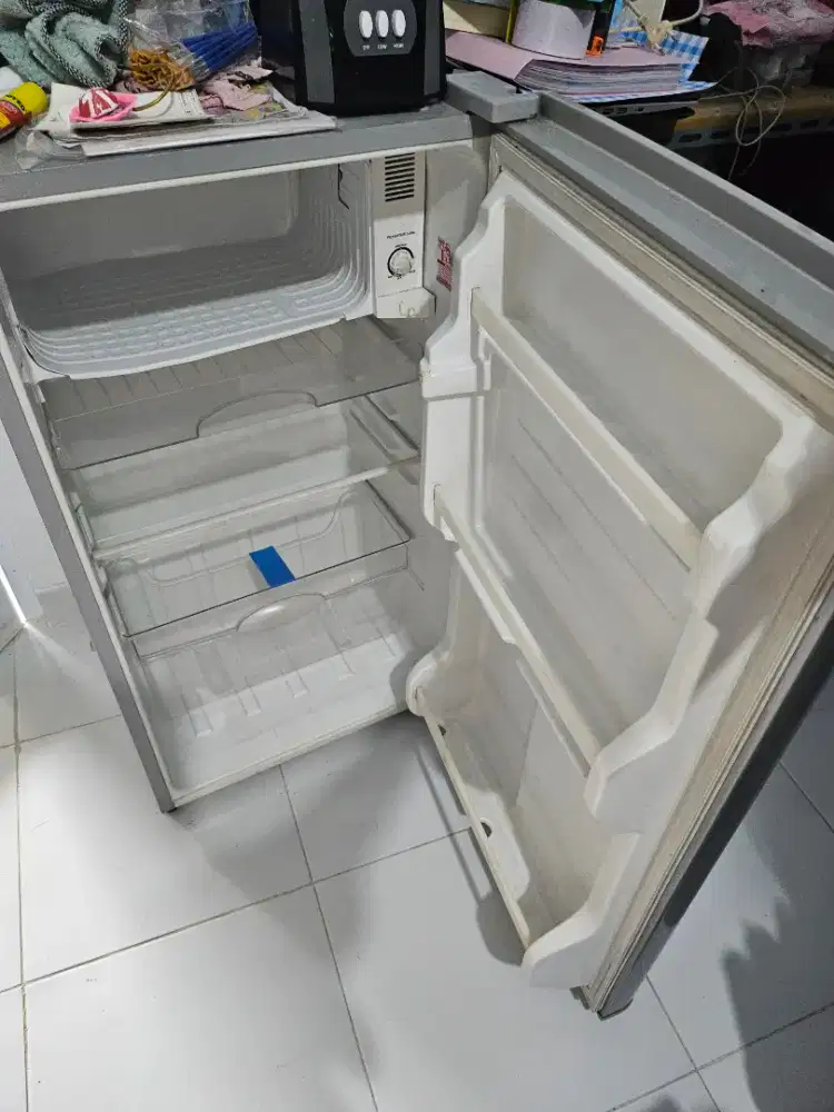 Jual kulkas 1pintu bekas Like new