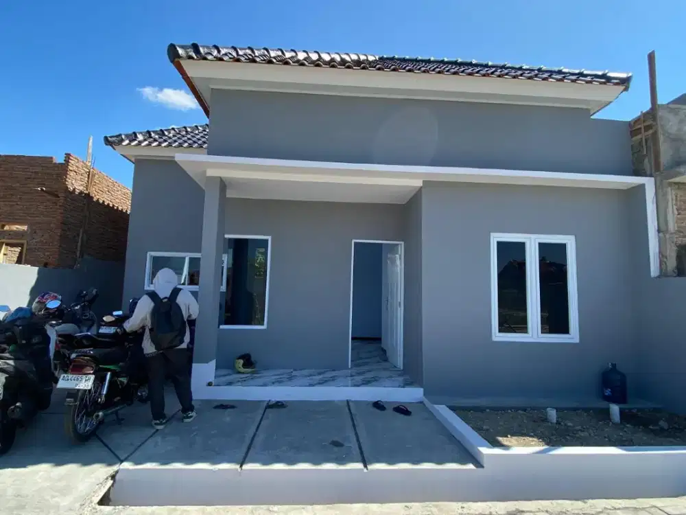 dijual rumah di solo raya free desain lokasi gentan sukoharjo