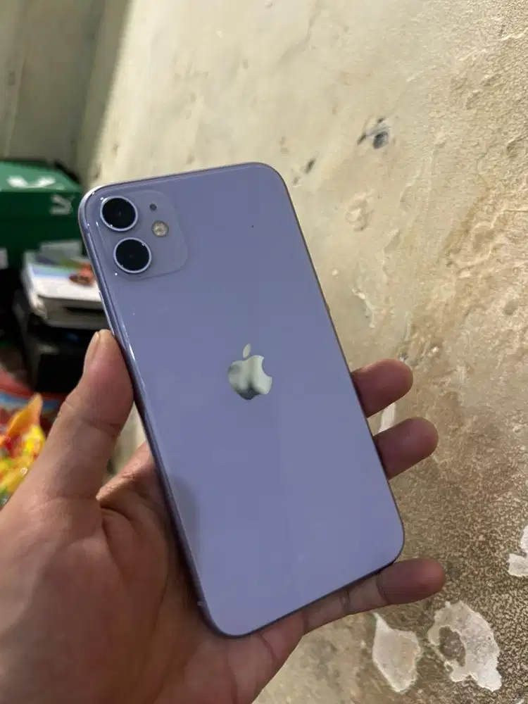 Iphone 11 128gb fullset. Bebas kartu