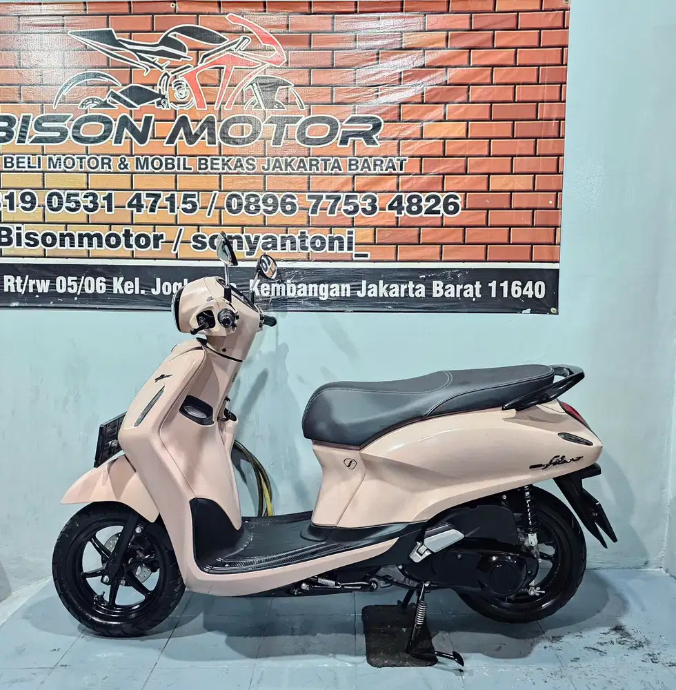 ISTIMEWA! YAMAHA GRAND FILANO HYBRID KEYLESS 125 TAHUN 2024 PINK