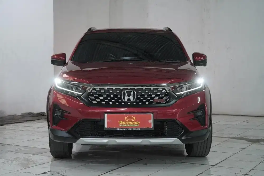 Honda WRV RS Sensing CVT tahun 2024 Merah Maron WR-V Matic AT DP minim