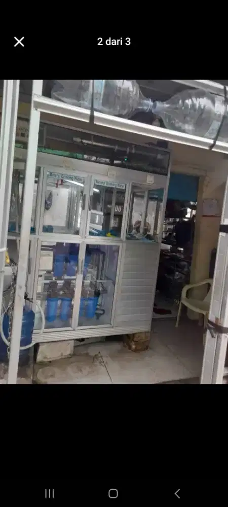 Loker pengantar galon air