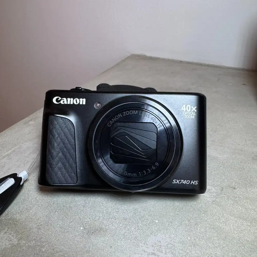 CANON Powershot sx740hs (excellent condition, like new)