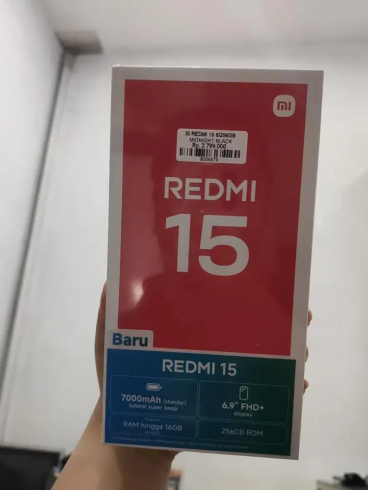 Redmi 15 Penyimpanan 8/256GB