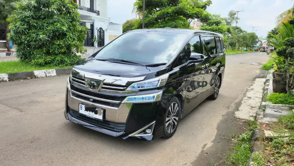 Toyota Vellfire G TSS