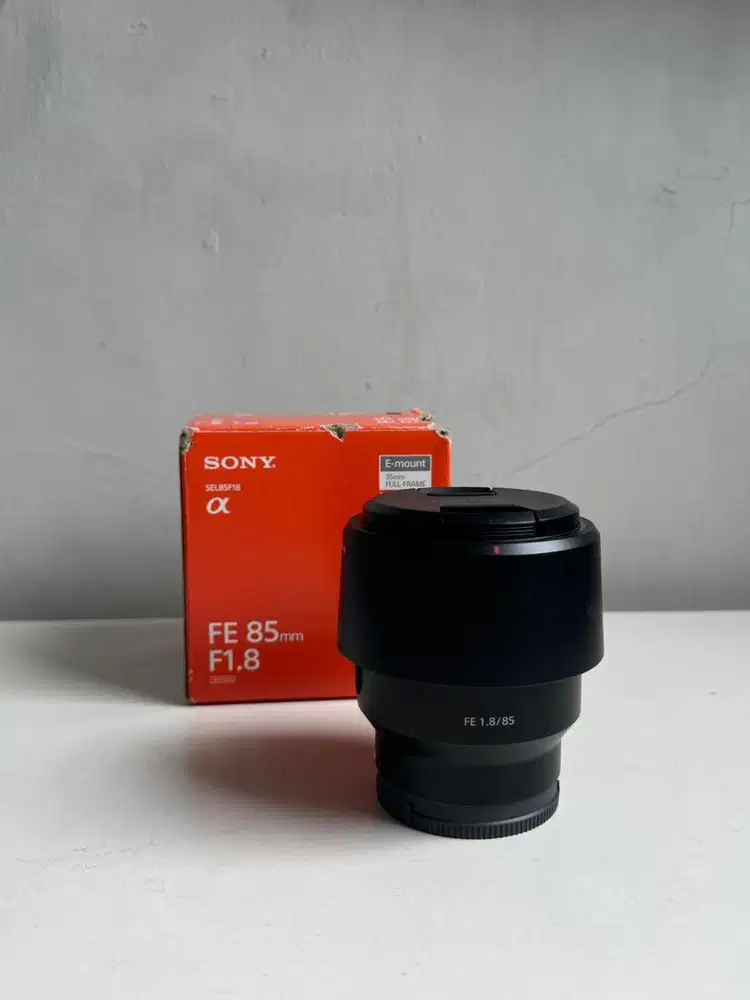 Lensa Sony 85mm 1.8