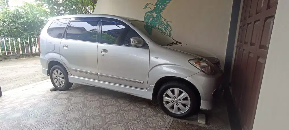 Toyota Avanza 2009 Bensin