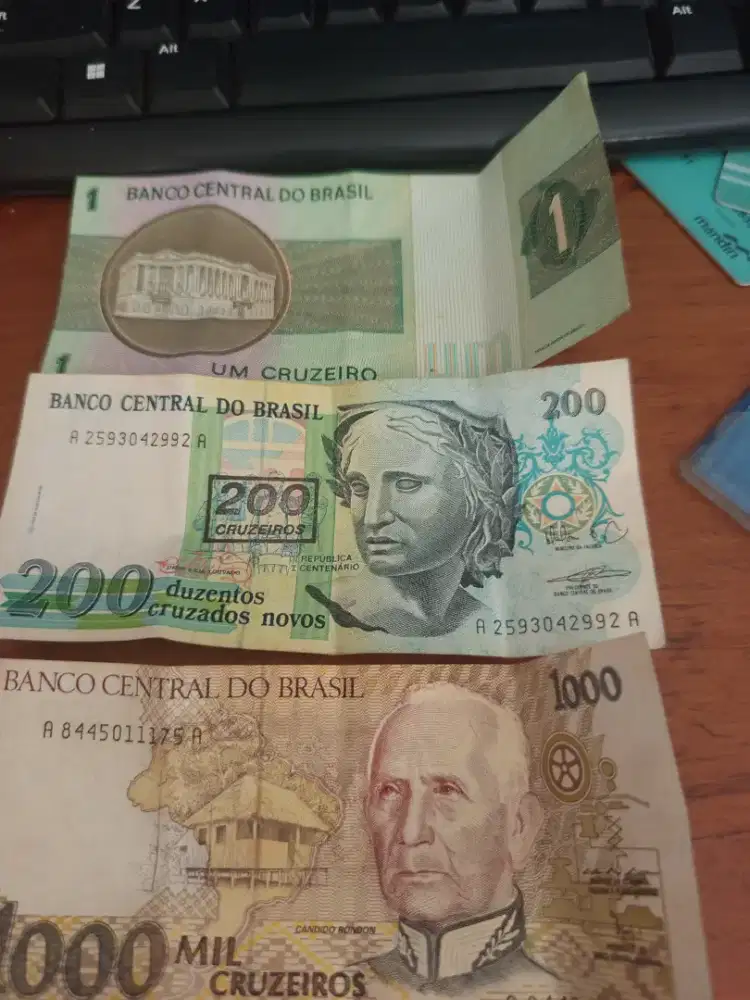 mata uang Brazil