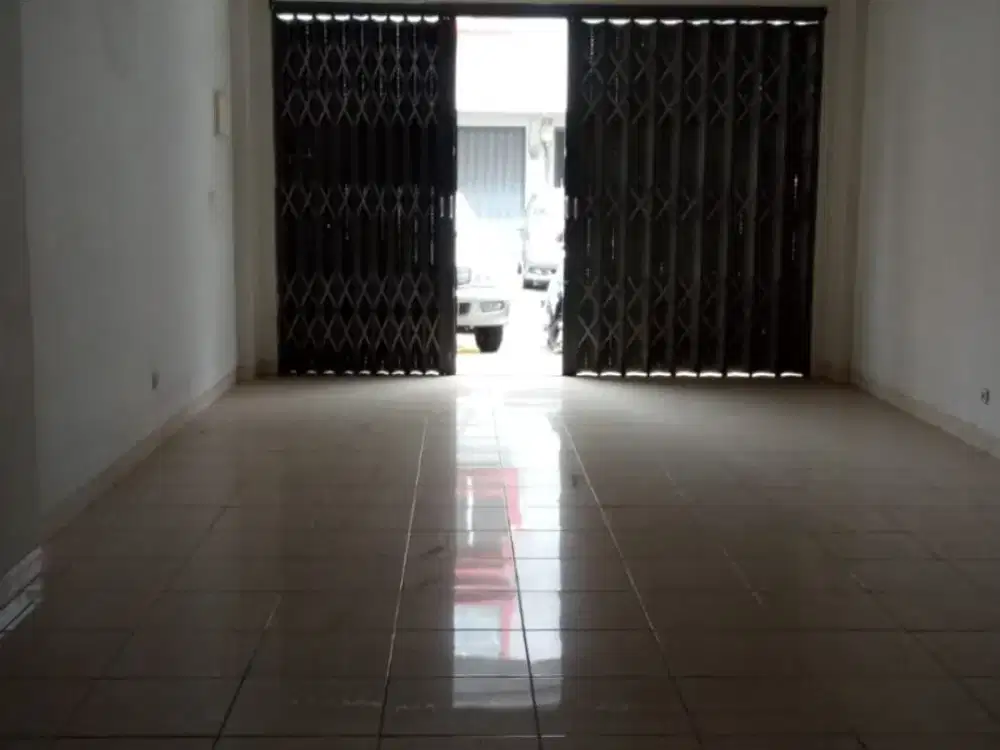 Dijual Ruko 3 lantai Ruko city square, kalideres