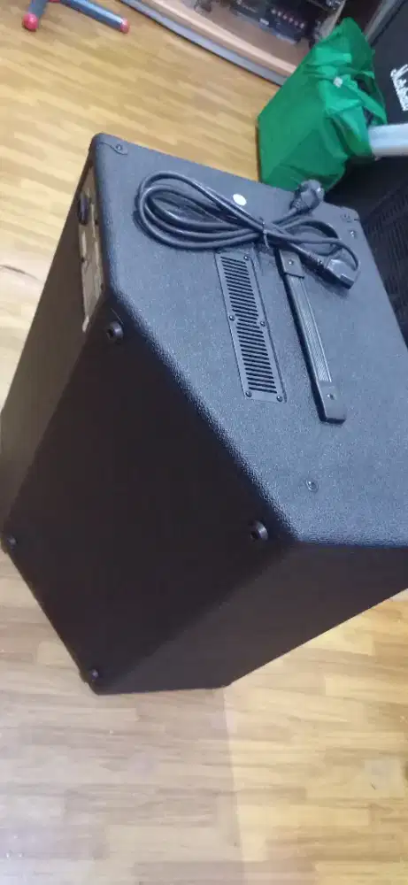 Ampli Bass Ampeq BA115 V2