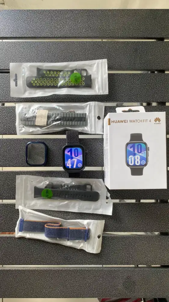 Preloved huawei watch fit 4