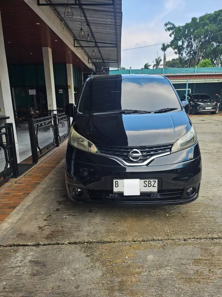 Nissan Evalia XV 1.5 Bensin-AT 2012