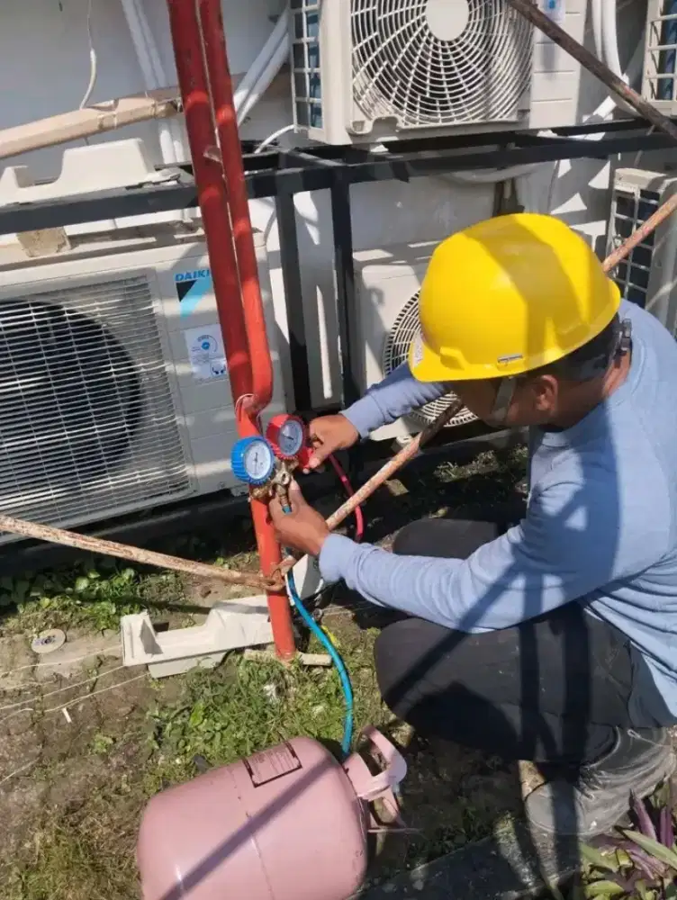 SERVICE AC BONGKAR PASANG AC