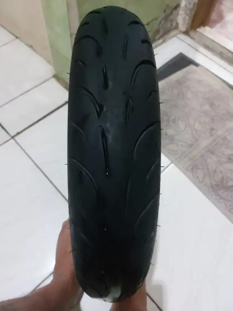 Ban Motor PRESA PS588 90/80 RING 14