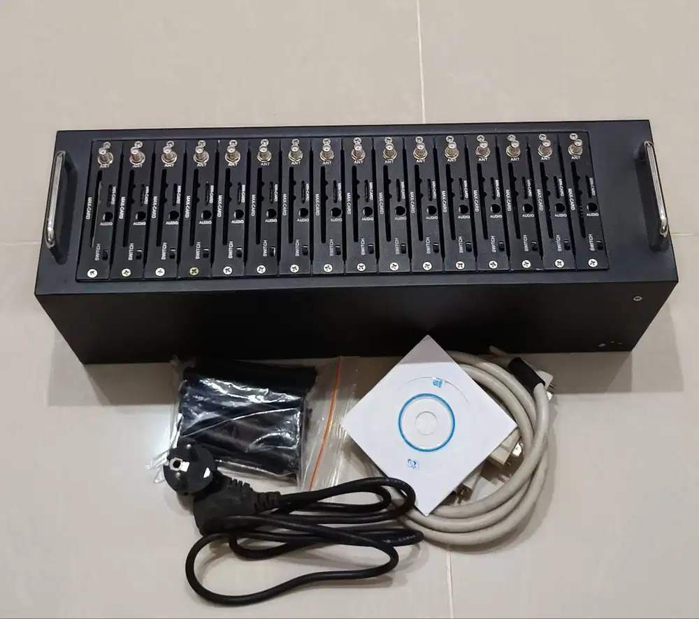 16Port Modem Pool Serial 2G GSM Q2406B