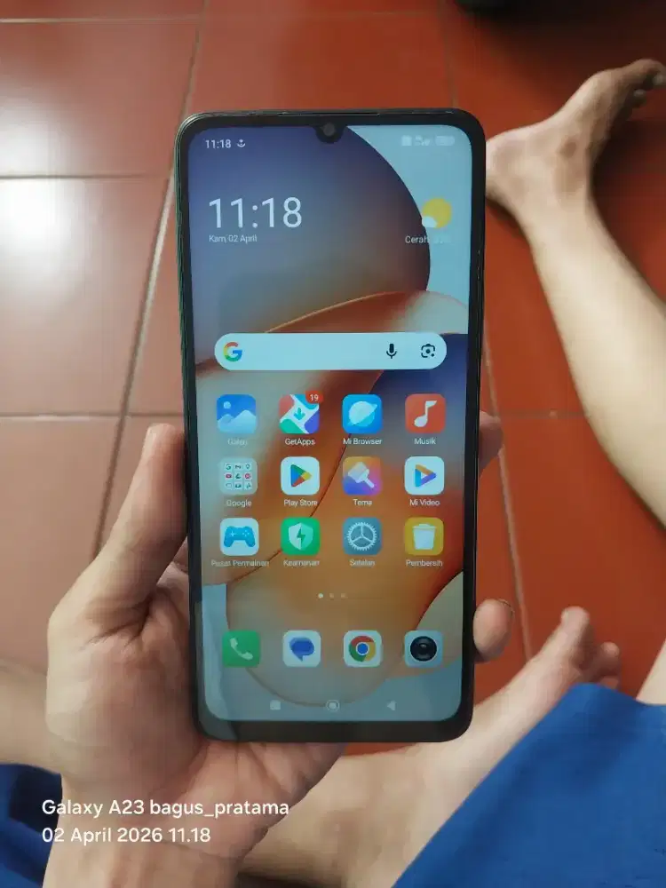 bantuin tmen mau jual redmi 13c 8+8/256 fullsett msih mulus bgtt