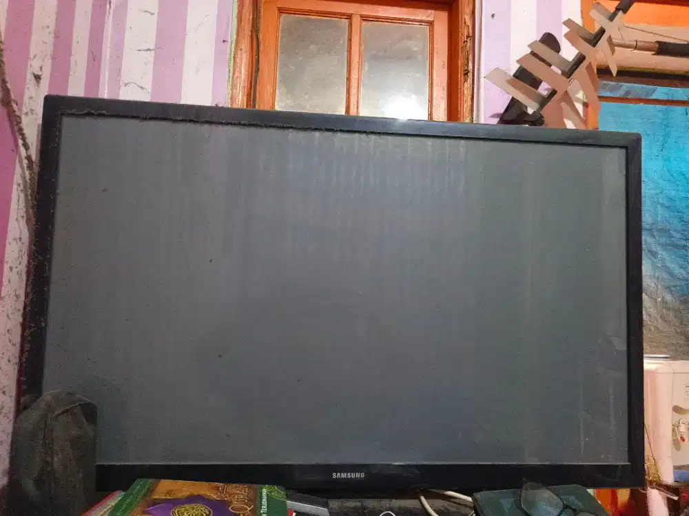 Jual TV RUSAK 43inc (tiba tiba mati) INGET TV RUSAK