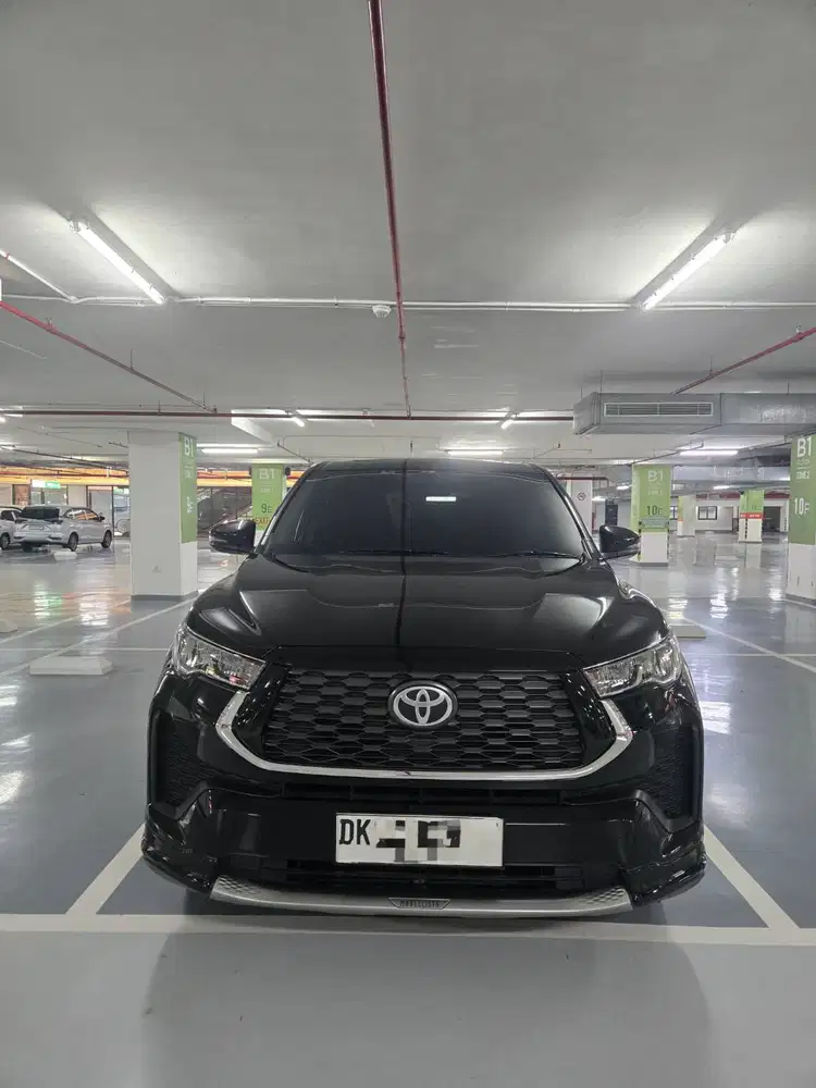 Innova Zenix V Hybrid Modelista 2025