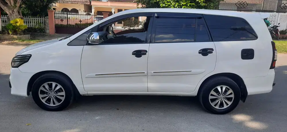 Toyota Kijang Innova 2014 Diesel