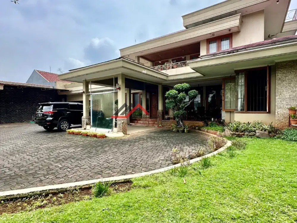 Rumah Mewah Siap Huni Lokasi Strategis di Kemang, Jakarta Selatan