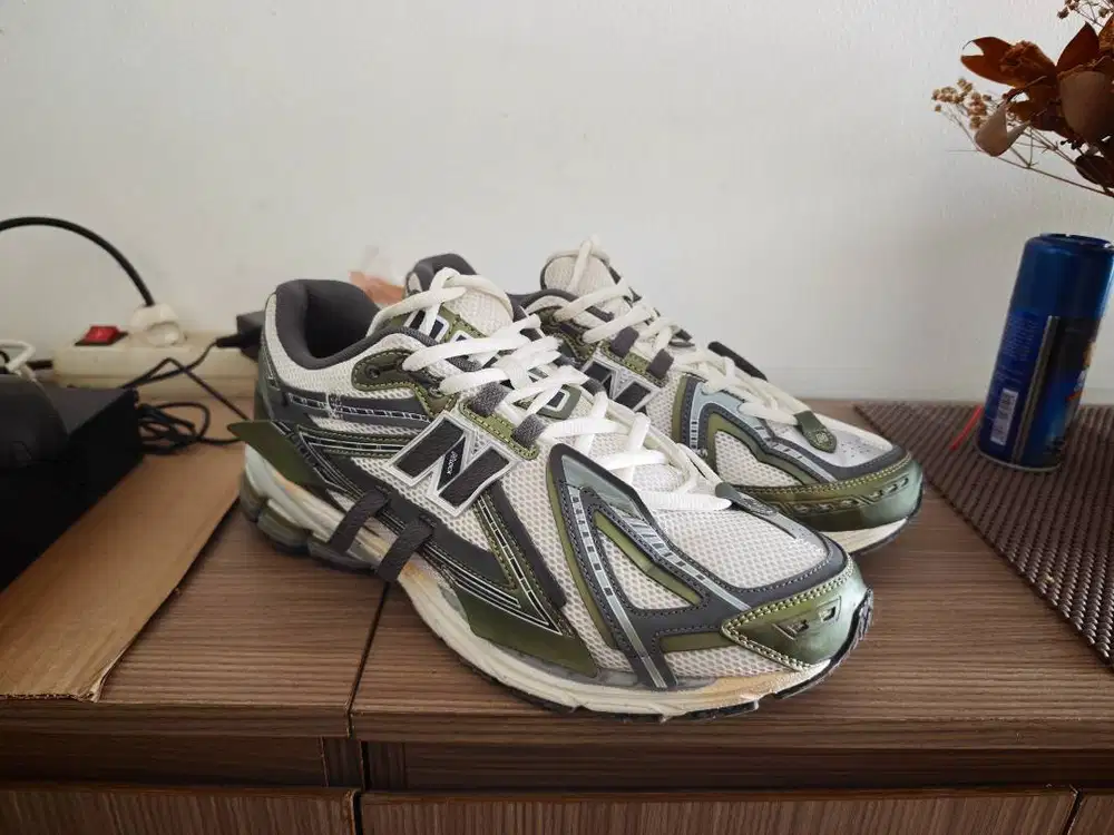 Sepatu New Balance NB1906ANA Ukuran 46.5