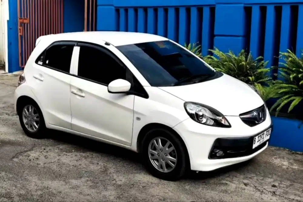 Honda Brio satya e 2014 M/T