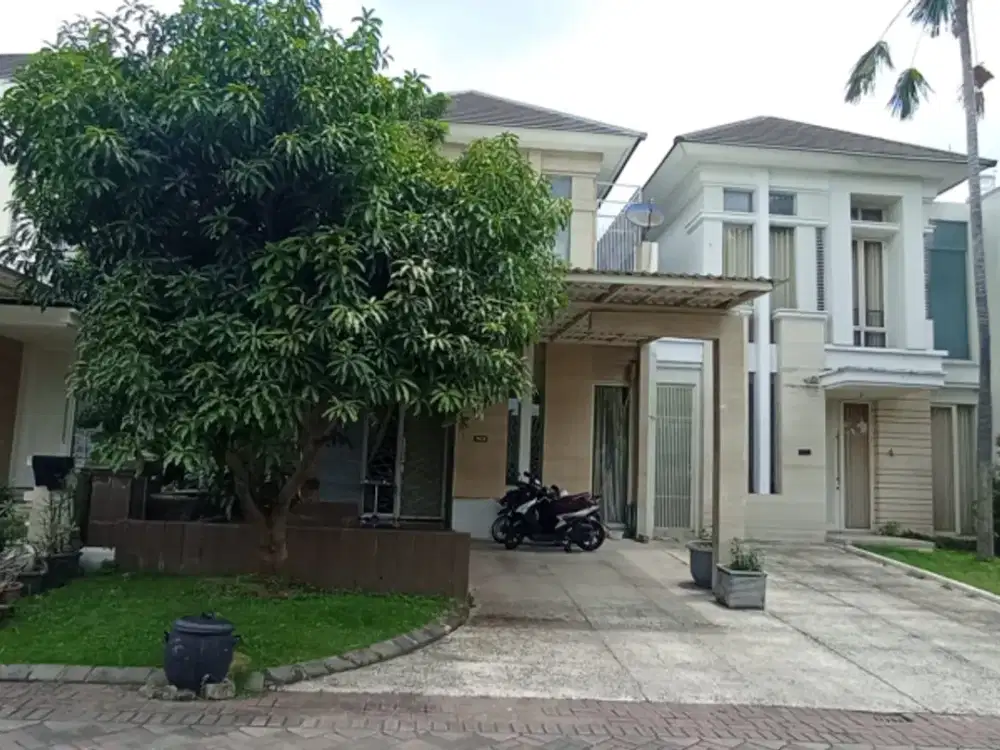 DIJUAL RUMAH PAKUWON INDAH THE MANSION ADA MEZANIN