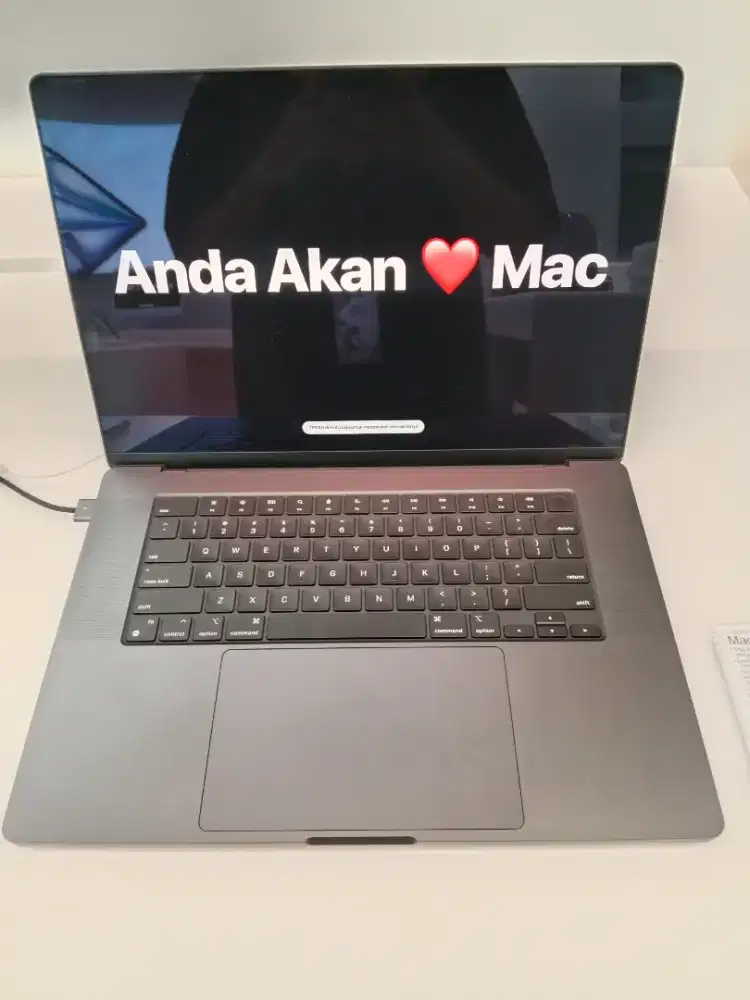 Kredit macbook Air m2 syarat hanya ktp. Promo 0% free 2x angsuran