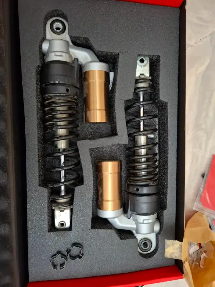 Di jual shockbreker bawaan  all new nmax gen 2