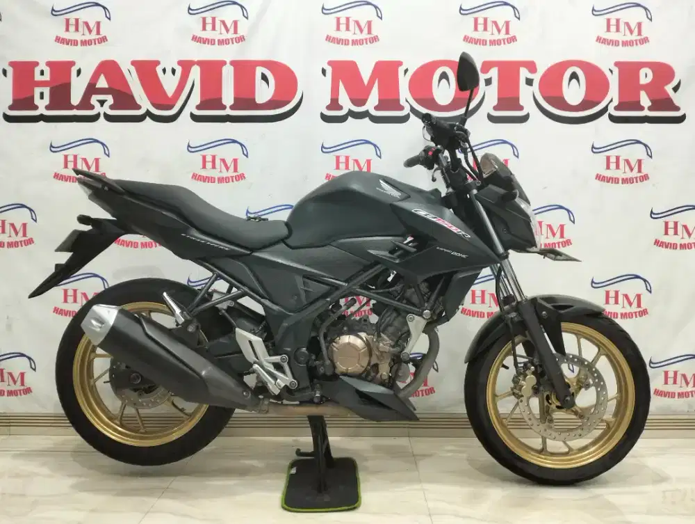 CB 150 R, Super ISTIMEWA, Ban TEBAL, Kontak2, Sangat Terawat