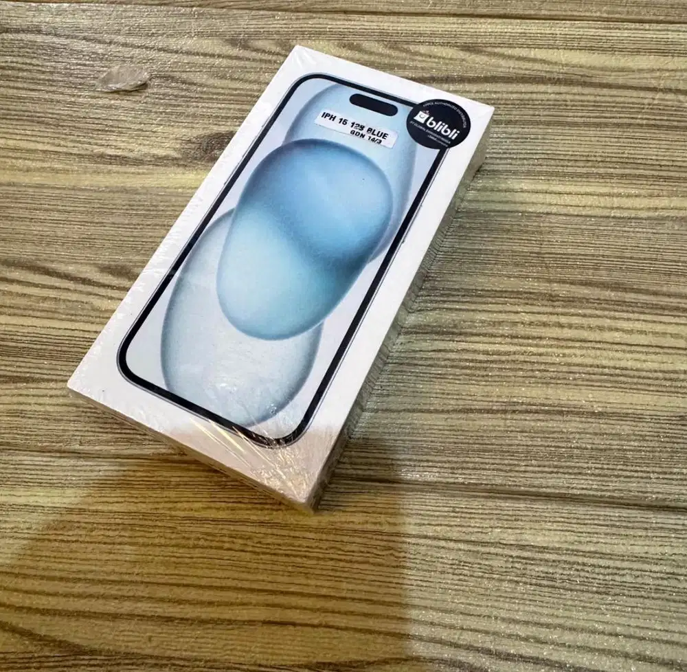 Brand New Segel Greenpeel iPhone 15 128GB Garansi Resmi Blibli GDN