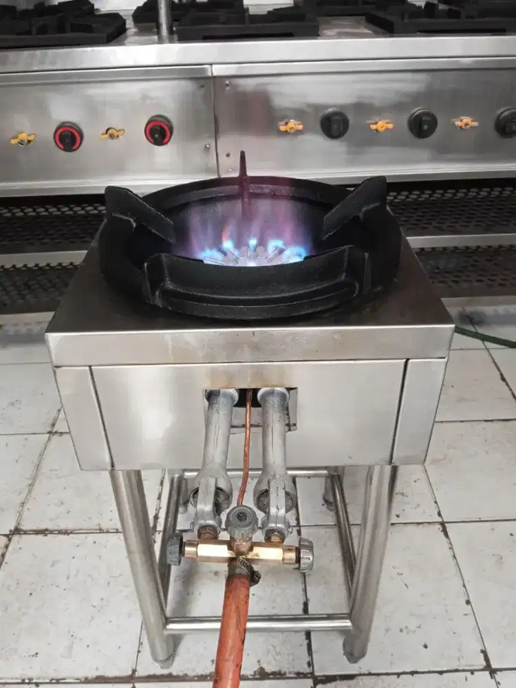 Kompor Stockpot High Pressure – Ringkas dan Bertenaga