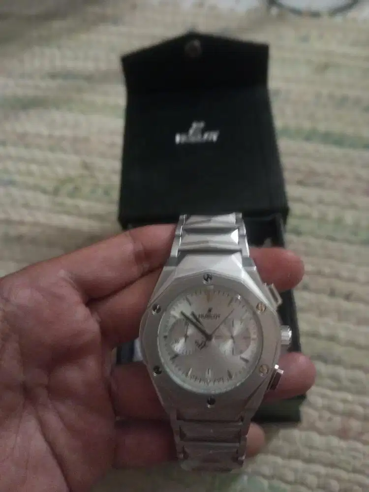 Jam pria crono n tgl aktif