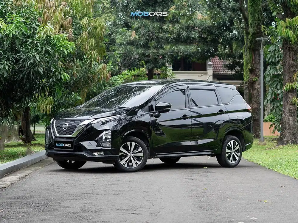 TERMURAH! FREE SMART TV! CASH NEGO LIVINA VE 1.5 AT 2019 HITAM MOBCARS